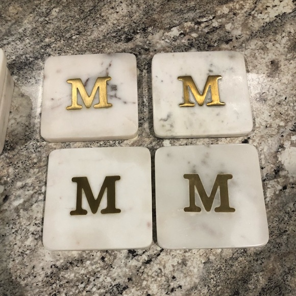 Set of 4 marble M coasters - Picture 1 of 3